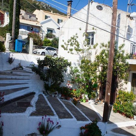 Family House In Lakones Paleokastritsa Exterior foto